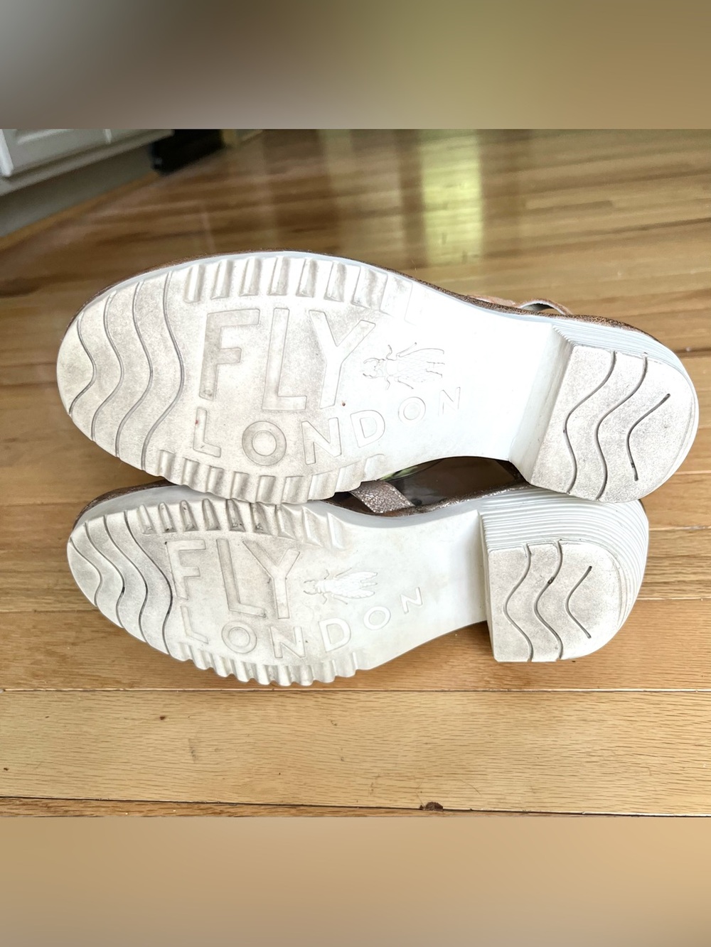 Fly London Sandals leather Strappy Metallic Gladiator “Want” Pearl/Luna Size 39 - Picture 7 of 14